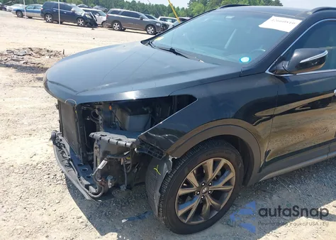 2017 Hyundai Santa Fe Sport 2.0T Ultimate z USA, uszkodzony, nr VIN 5XYZWDLAXHG468308